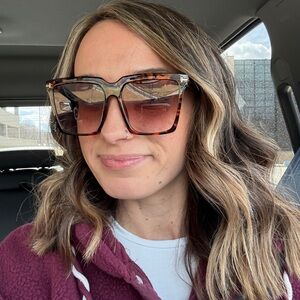 Meet your Posher, Taylor